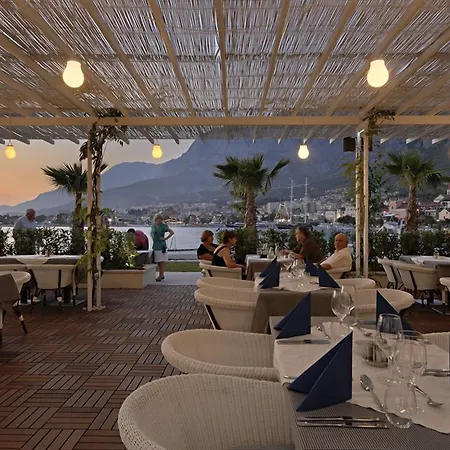 Osejava 4* Makarska