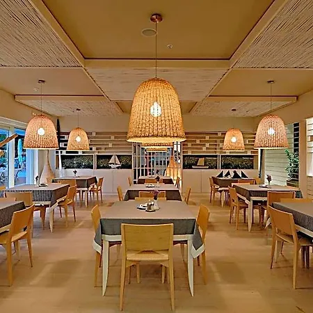 Osejava 4* ماكارسكا