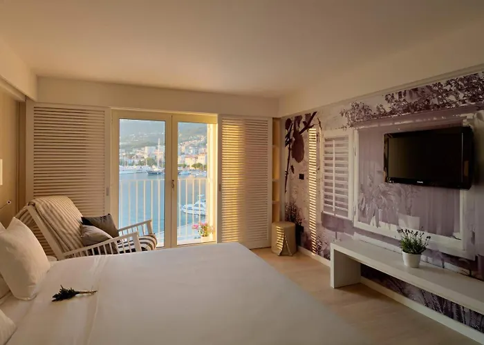 Otel Osejava Makarska