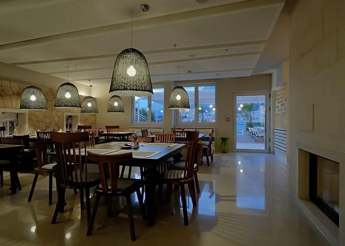 Osejava Макарска