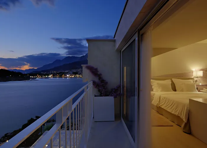 Osejava Otel Makarska